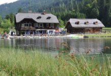 Jezero Jägersee - pohled na penzion