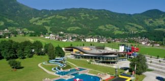 Erlebnistherme Zillertal - venkovní bazény