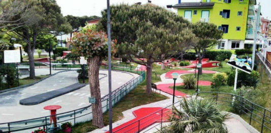 Minigolf a tenis Adriagolf
