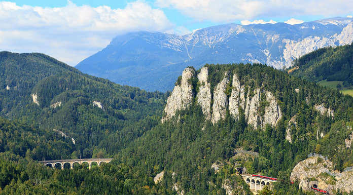 Na kole přes Semmering Železnice Semmering a viadukt Kalte Rinne