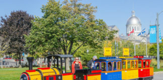 Dětský barevný vláček