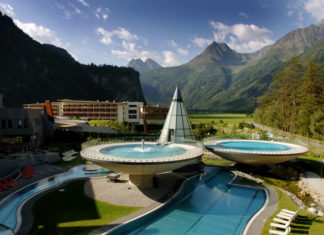 Designové lázně Aqua Dome Celkový pohled na Aquadome Ötztal