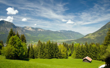 Pohled na Garmisch-Partenkirchen