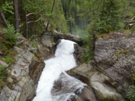 Vodopád Stuibenfall v Tyrolsku