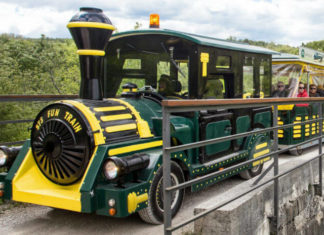 Turistický vláček Parenzana – po stopách historické železnice Turistický vláček Parenzana