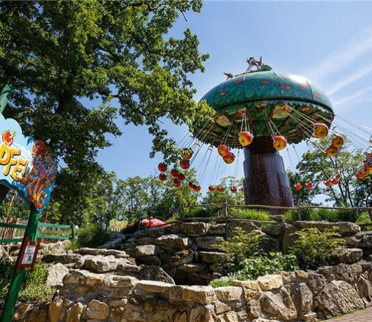 Familypark Neusiedlersee – největší zábavní park pro děti v Rakousku Atrakce Jablečný let (Apfelflug) ve Familyparku Neusiedlersee