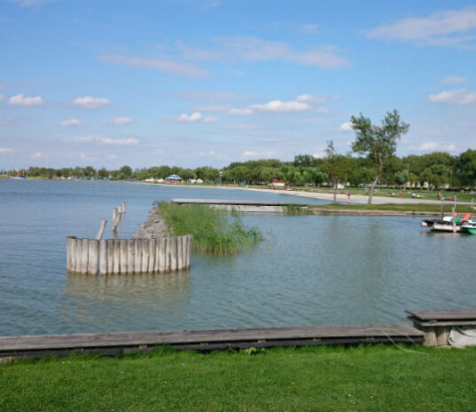 Pláž v Podersdorf am See – nejdelší pláž Neziderského jezera Pláž Podersdorf am See