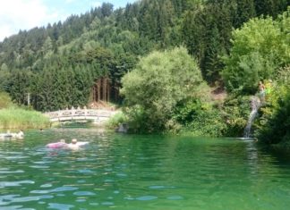 Freizeitpark Aufenfeld – spousta aktivit pro slunečné i deštivé dny na jednom místě Freizeitpark Aufenfeld - vodopád