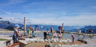 Dětský areál u lanovky Spieljochbahn – zábava na celý den nejen pro děti Spieljochbahn - jezírko