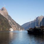 Milford Sound a Mitre Peak na Novém Zélandu