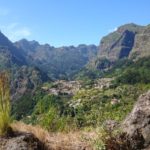 Sestup Oslí stezkou do Curral das Freiras