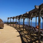 Village Cabo Girao - terasa s lehátky