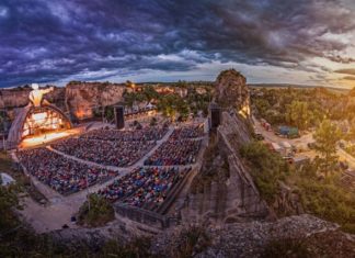 Přírodní amfiteátr v lomu Piedra v St. Margarethen