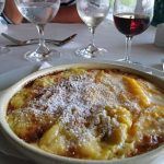 Restaurace v hotelu Albatroz Beach & Yacht Club