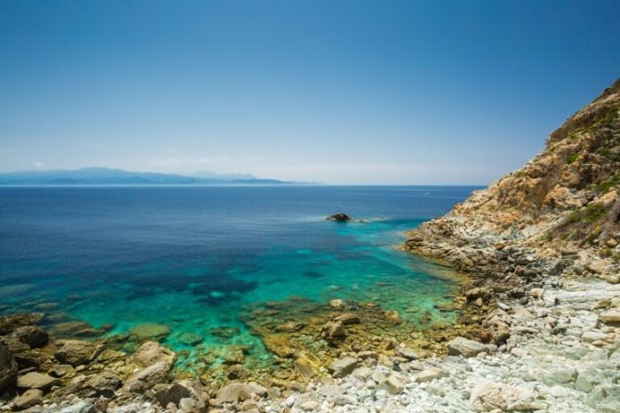 Pláž Canella na Korsice