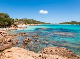 Pláž Rondinara Pláž Rodinara na Korsice