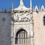 Dóžecí palác na náměstí San Marco (Benátky)