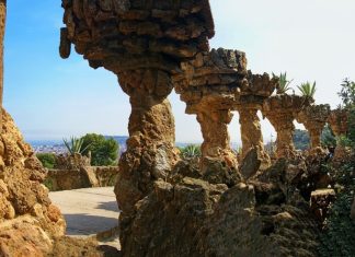 Park Güell Park Güell v Barceloně