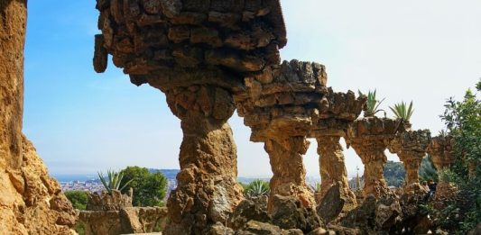 Park Güell Park Güell v Barceloně