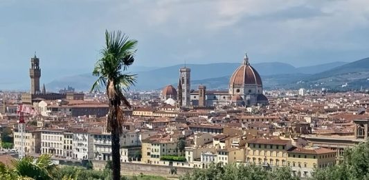 Katedrála Santa Maria del Fiore (Florentský dóm) Pohled na Florencii