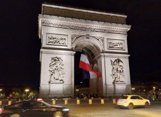 Vítězný oblouk (Arc de Triomphe) Vítězný oblouk (Arc de Triomphe) v Paříži
