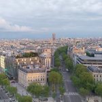 Výhled z terasy Vítězného oblouku