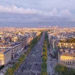 Výhled z terasy Vítězného oblouku